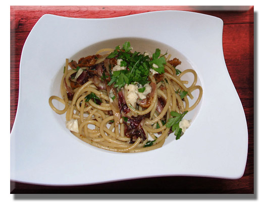 Pasta with Prosciutto, Radicchio, Gorgonzola, and Dried Figs